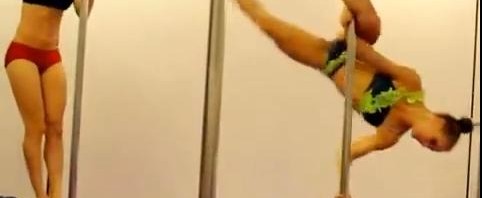 Sexy bitva Pole dance lektorek