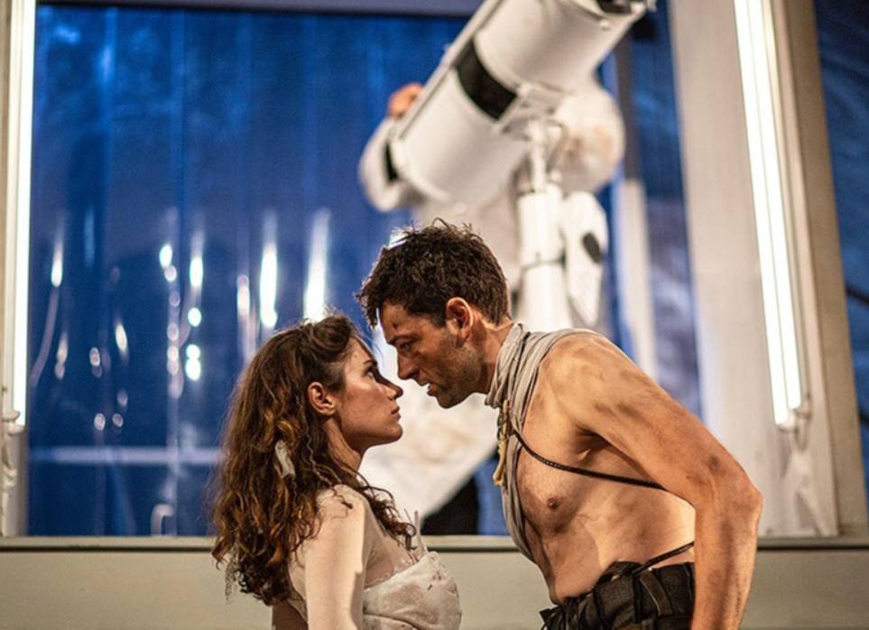 Poslední záblesk Bouře a návrat vojevůdce Othella