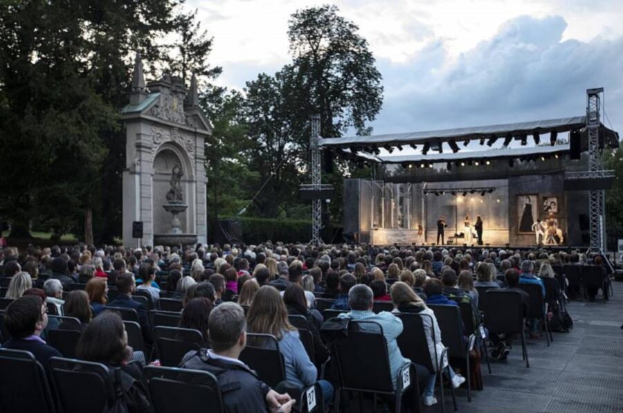 Othello bojoval s žárlivostí i deštěm